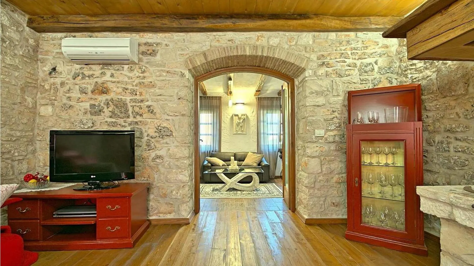 Villa San Niccolo 乌马格